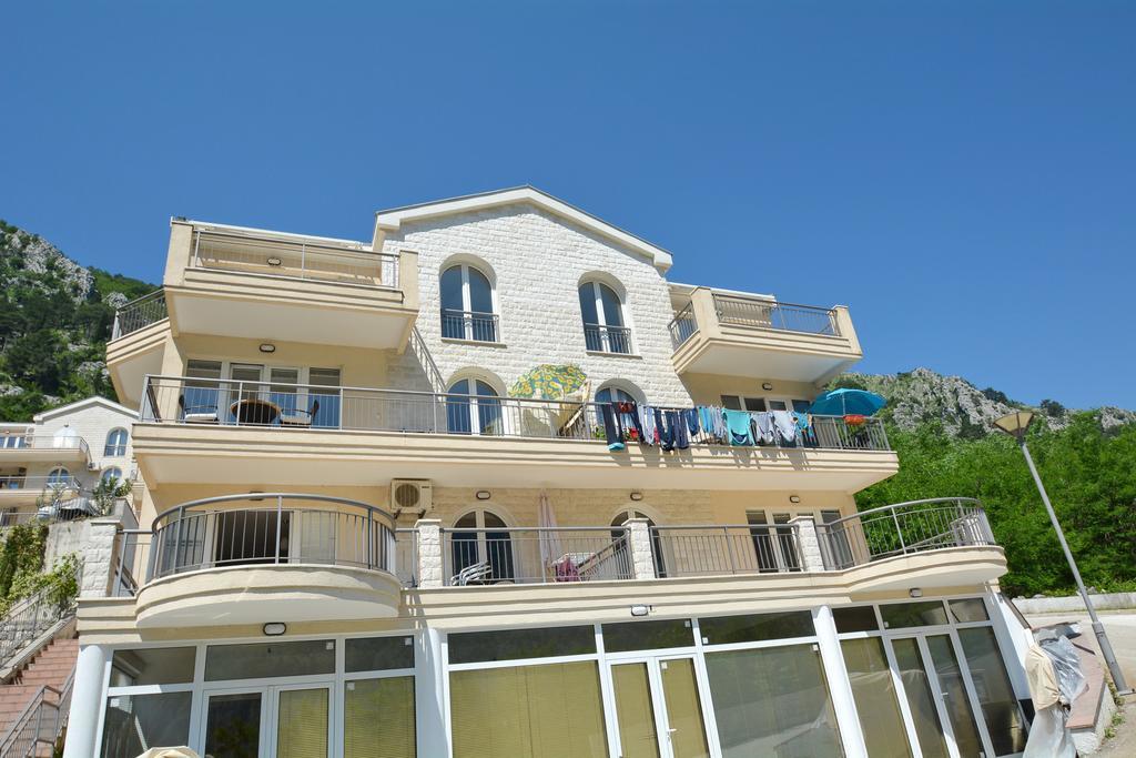 Apartments Vista Muo Kotor Exteriör bild